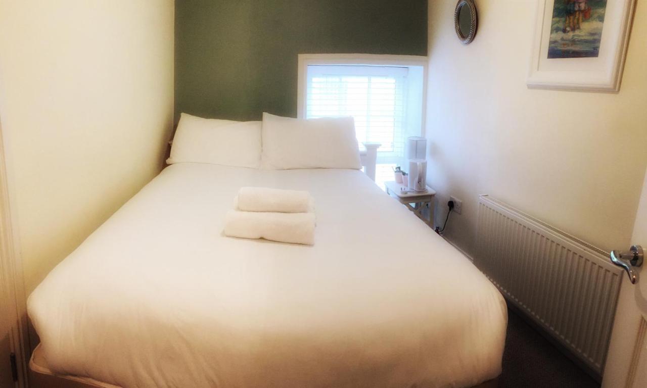 Prairie House - Boutique Townhouse Guest House Salthill Екстериор снимка