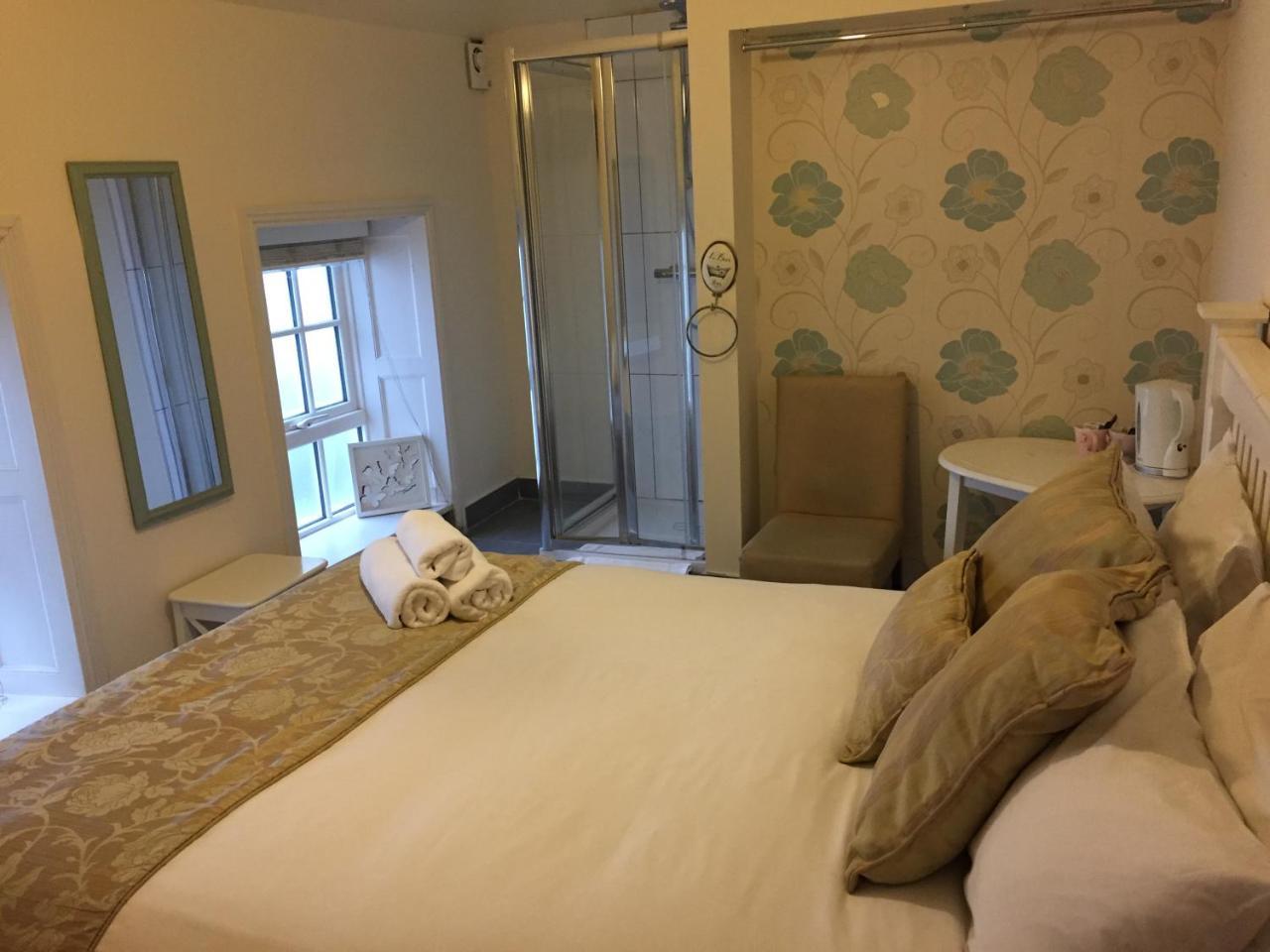 Prairie House - Boutique Townhouse Guest House Salthill Екстериор снимка